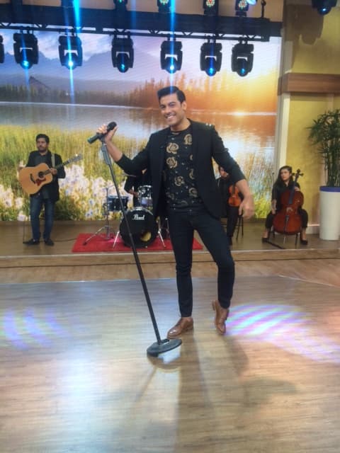 Mejor ni hablar de esa sonrisa que enamora.