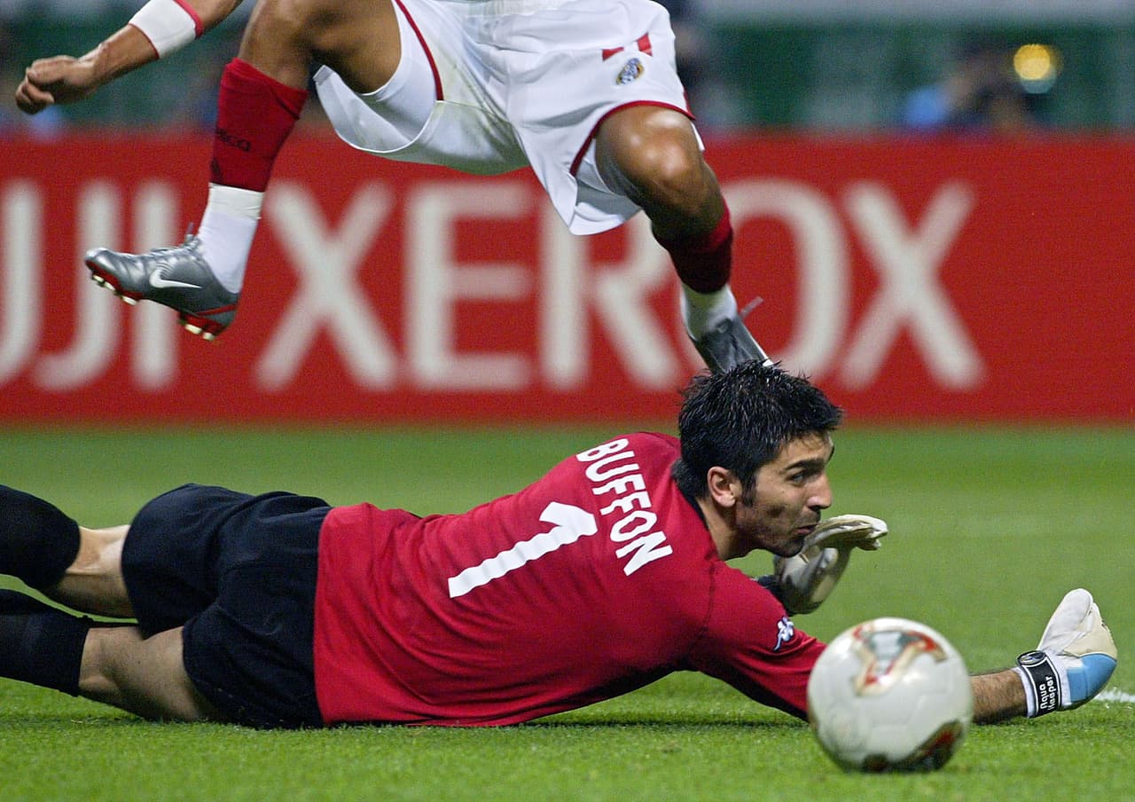 Gianluigi Buffon y el 
<i>Conejo </i>Pérez hacían su trabajo de gran manera con las opciones que se generaban.