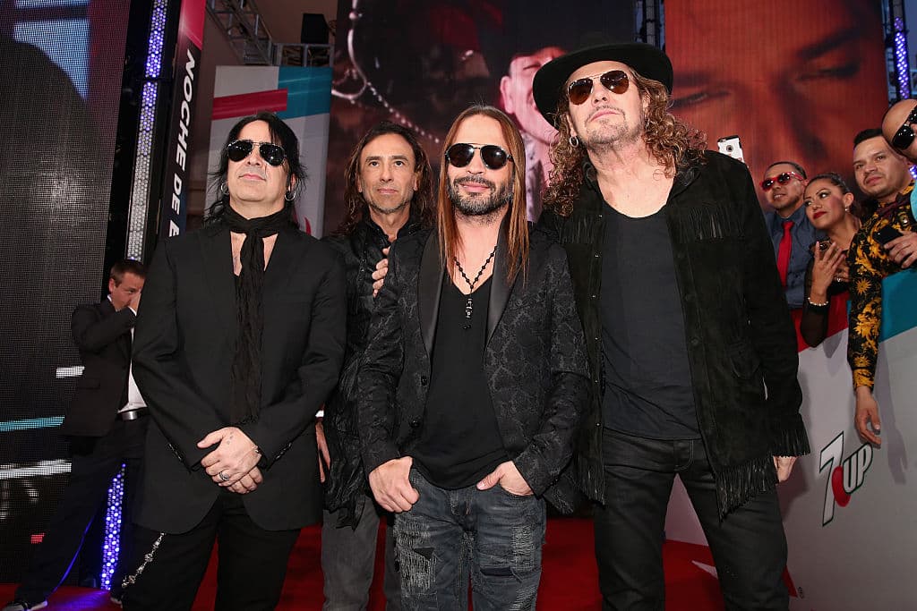 Además de la trayectoria musical y éxitos individuales, 
<b>Maná</b> también recibe el homenaje gracias a su trabajo social.