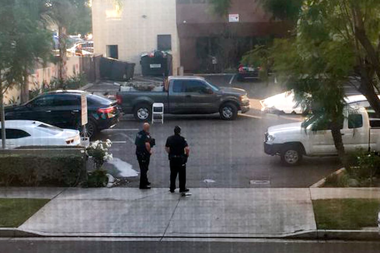 Dos muertos y al menos un herido deja tiroteo en oficina de abogados en Los Ángeles