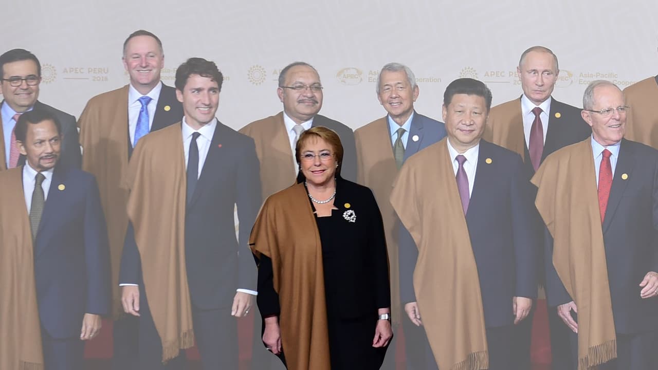 #UnDíaSinMujeres: Las fotos que demuestran el camino que falta por recorrer