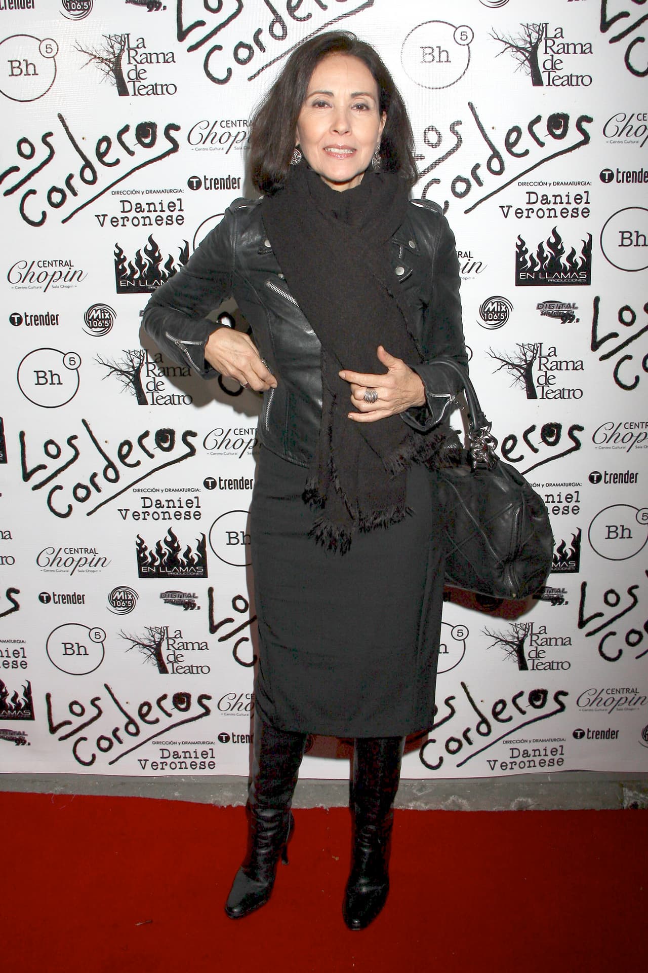 Al darse cuenta de que su petición no sería respetada, decidió tomar sus cosas y abandonar el foro a instantes de salir al aire.