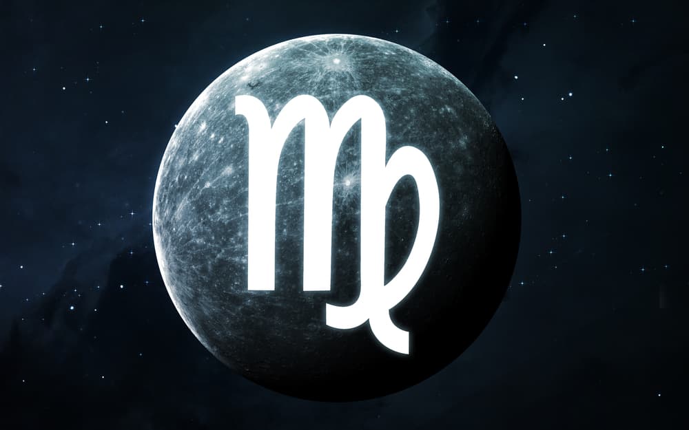 Desde el 10 de septiembre del 2017 el planeta Mercurio, regente de Géminis y de Virgo se ha desplazado al signo de Virgo donde continuará hasta finales de mes. Este movimiento abre un período extraordinario en nuestras vidas pues Mercurio, planeta de las comunicaciones, directo, al estar en tránsito por el elemento tierra y en un signo que rige, el cual se caracteriza por su amor al detalle, la búsqueda de la perfección y el sentido crítico de las cosas nos ayudará a mejorar nuestra calidad de vida.