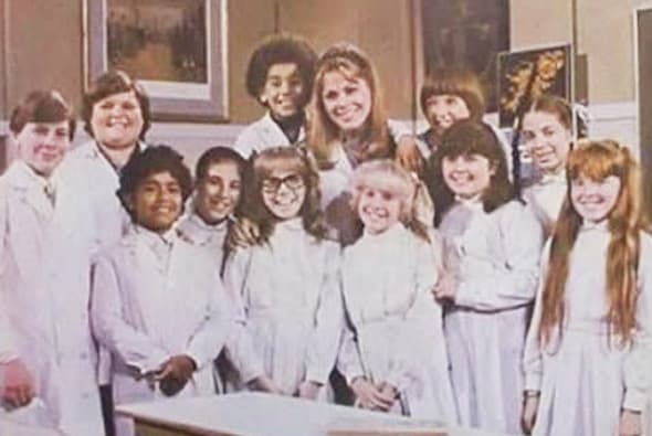 'Carrusel' estuvo basada en el melodrama argentino 'Señorita maestra' (1983), la tercera versión de la historia escrita por Abel Santacruz.