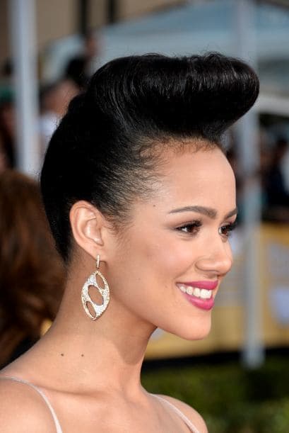 Los Ángeles impone la moda y tendencias en cuanto cabelleras y actitud para lucirla, por ello te traemos los cabelleras que roban la miradas s en cada alfombra roja. Desde el más irreverente al más romántico. ¿Te atreves a copiarlos? Nathalie Emmanuel