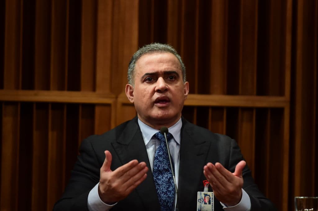 Venezuela encarcela a fiscales, dirigentes petroleros y deportivos en supuesta lucha contra la corrupción