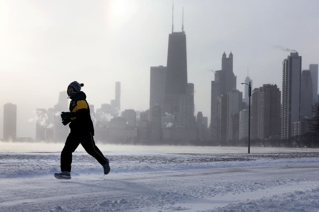 Chicago se prepara para una intensa tormenta invernal este fin de semana
