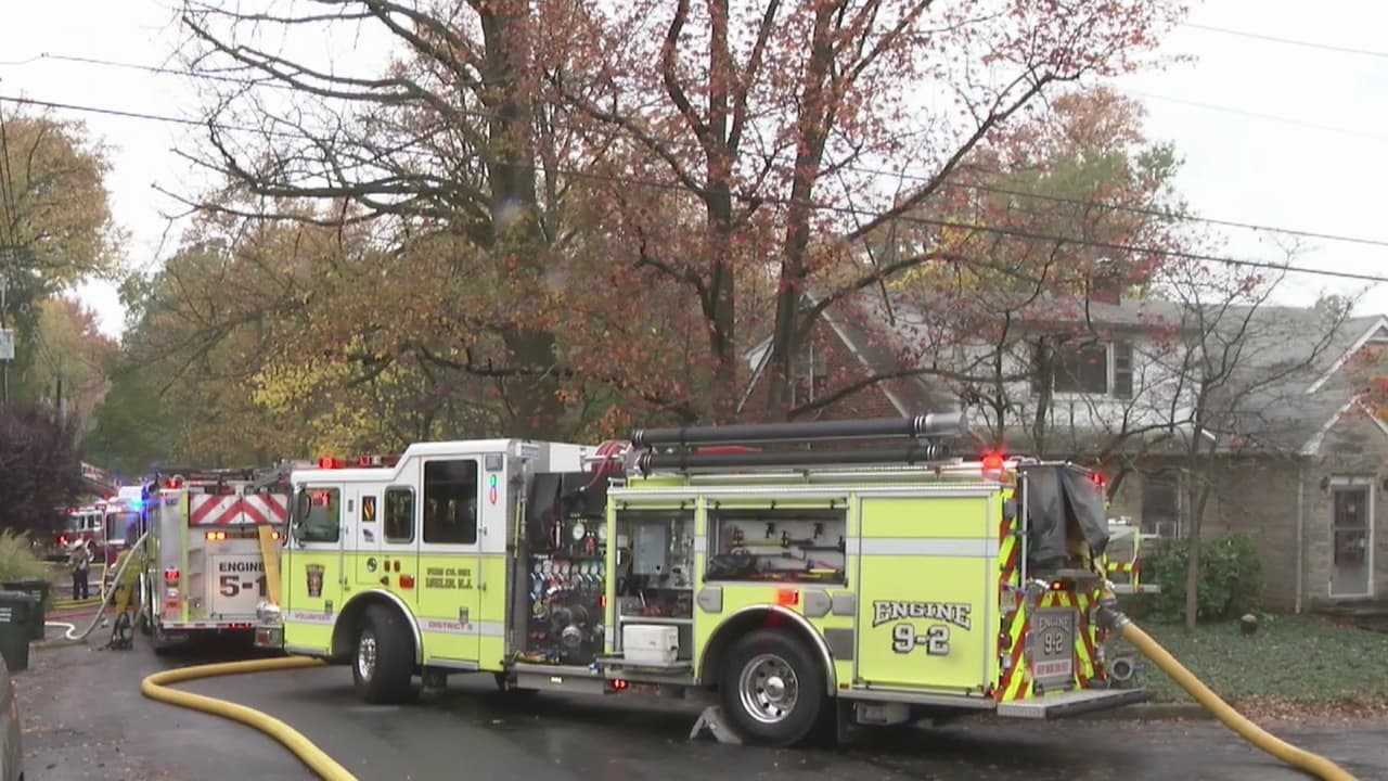 Avioneta se estrella contra una casa en Nueva Jersey y expanden programa de recolección de jeringas usadas