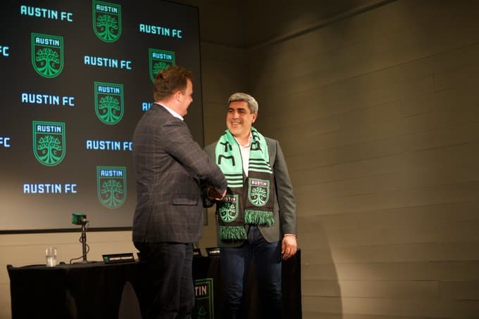 Claudio Reyna: “Chicharito aún tiene mucho fútbol; sería una gran contratación”