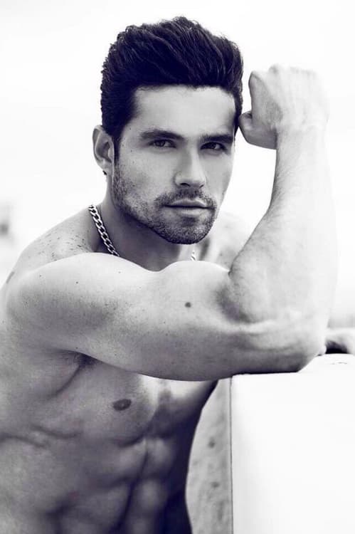 ¡Benito debería trabajar como modelo!