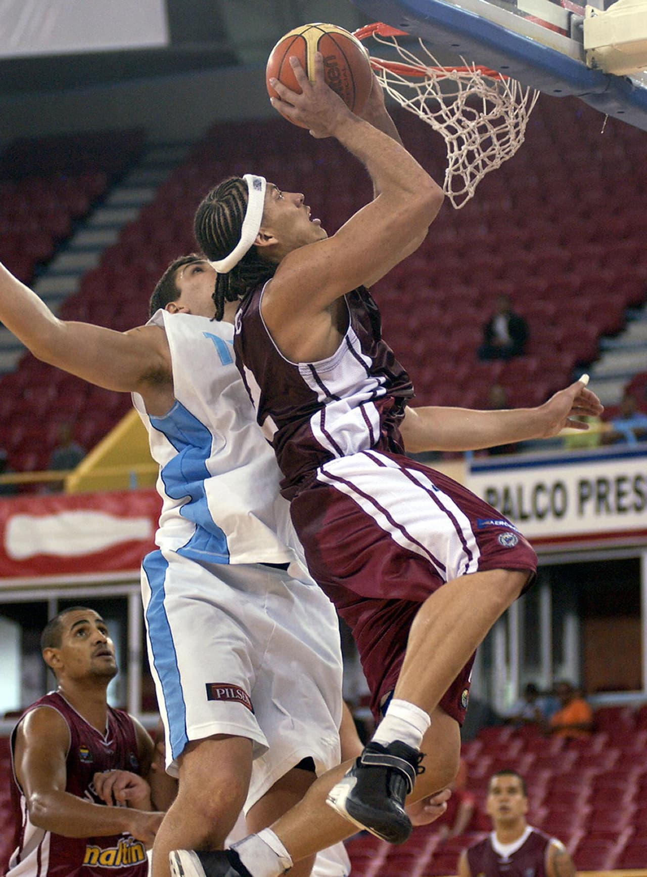 Ese mismo años se llevó a cabo el mundial de baloncesto en Japón, la selección española fue la ganadora.