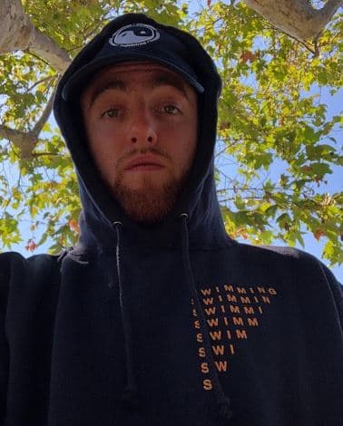 De acuerdo con 
<a href="http://www.tmz.com/2018/09/07/mac-miller-dead-dies/" target="_blank">TMZ</a>, el rapero de 26 años falleció el pasado viernes de manera sorpresiva debido a una aparente sobredosis.