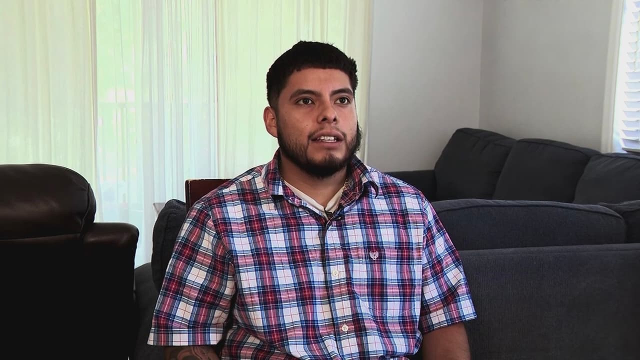 Ciudadano estadounidense golpeado por agentes de ICE exige justicia: Le rompieron tres costillas