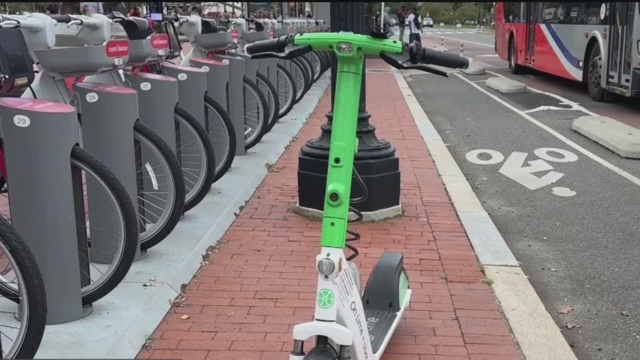 Muere funcionario de Washington D.C. tras choque de patinetas eléctricas en la vía pública