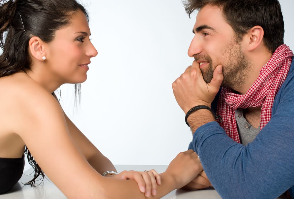 <b>El Tigre en el Mes del Mono </b>(Los nacidos en 1938, 1950, 1962, 1974, 1986, 1998, 2010)
<br>Este es tu mes de la veracidad y la intensidad. Di lo que sientes a tu pareja y exprésate con la naturalidad que singulariza tu signo chino, pero al mismo tiempo actúa con comprensión y tolerancia para evitar discusiones y problemas sentimentales. Finalmente recibes lo que has estado esperando en tu vida amorosa. En cuanto a los asuntos de dinero, tranquilo, aunque no estés ganando aún tu salario correspondiente ya estás en el camino del éxito económico y poco a poco irás conquistando posiciones y escalando dentro de la escala laboral. No olvides que lo que proyectes es muy importante.
<br>