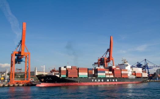 No por mérito sino por amiguismo, la Ley Jones sigue en vigencia y haciendo daño  