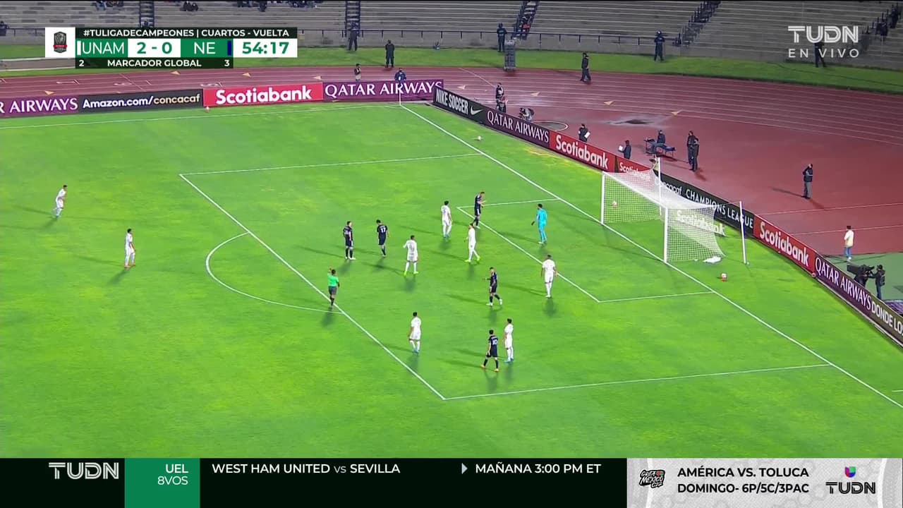 ¡TIRO ATAJADO! disparo por Carles Gil.