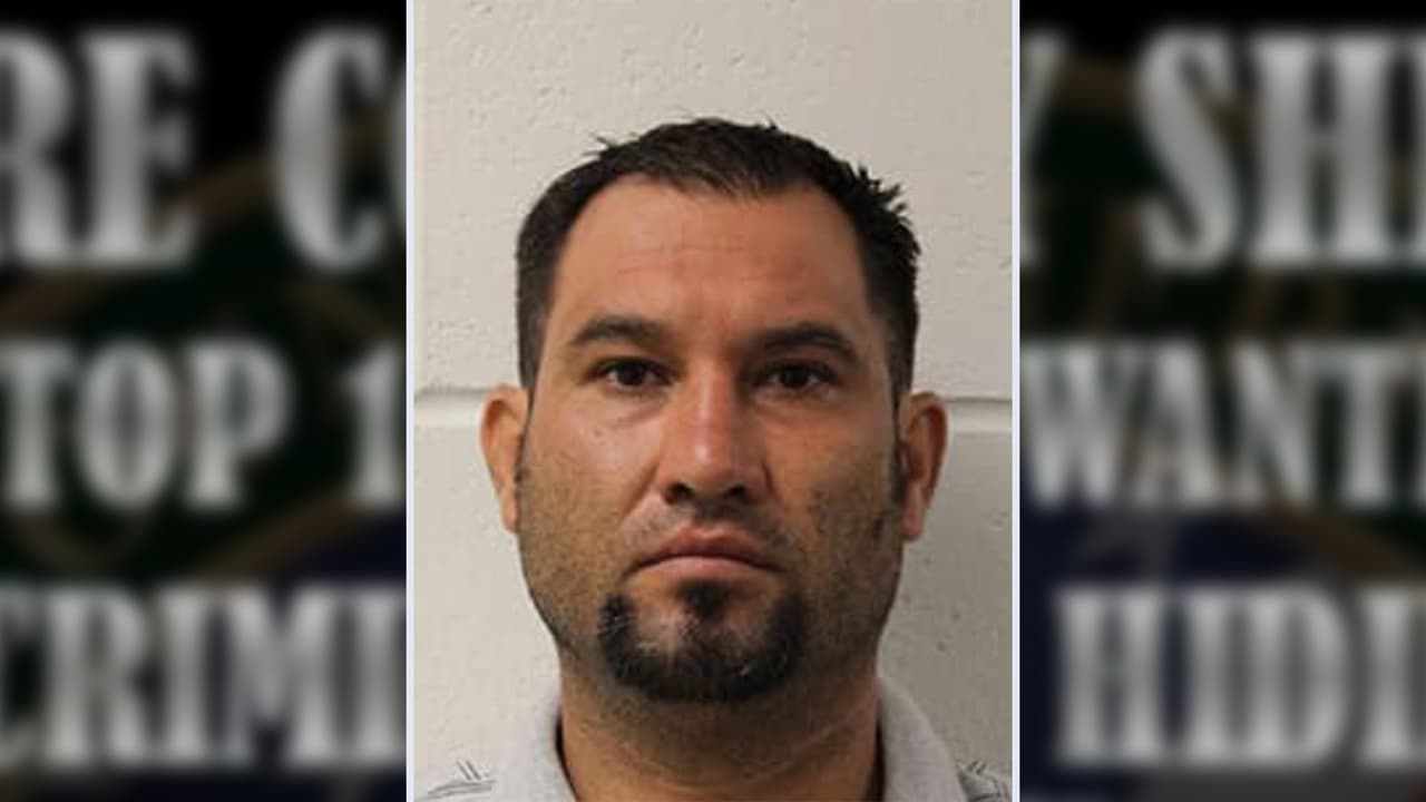 Luis Aceves Salcedo, 40 años, de Ivanhoe. Prófugo de la justicia por
<b> intento de homicidio</b>, asalto con arma mortal y violaciones de armas.