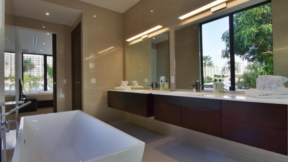 Según el USA Today, el exboxeador pagó la propiedad en efectivo.