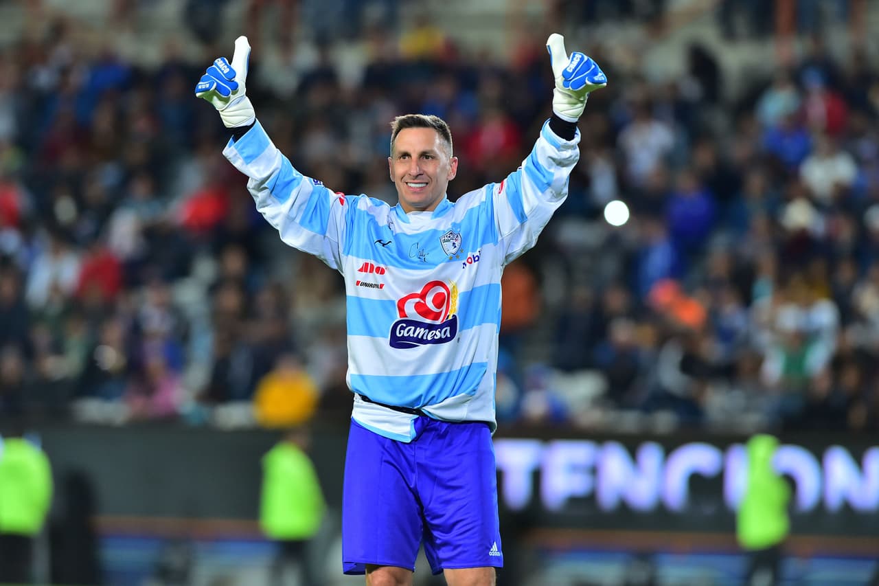 Christian Giménez le dedicó su homenaje a Miguel Calero