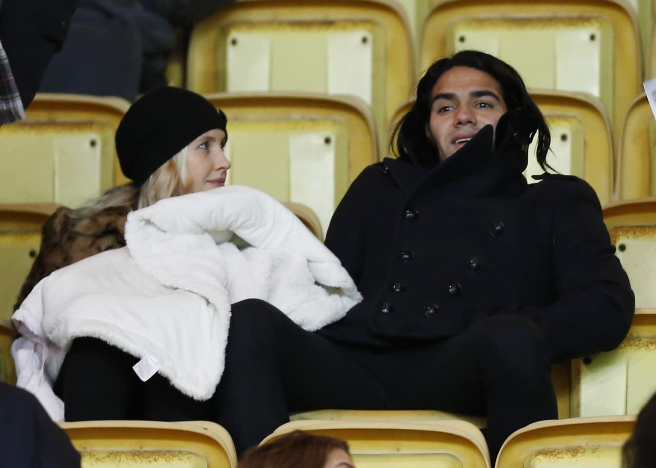 Lorelei Tarón es la esposa del colombiano Radamel Falcao García y la madre de sus tres hijas: Dominique, Desirée y Anette.