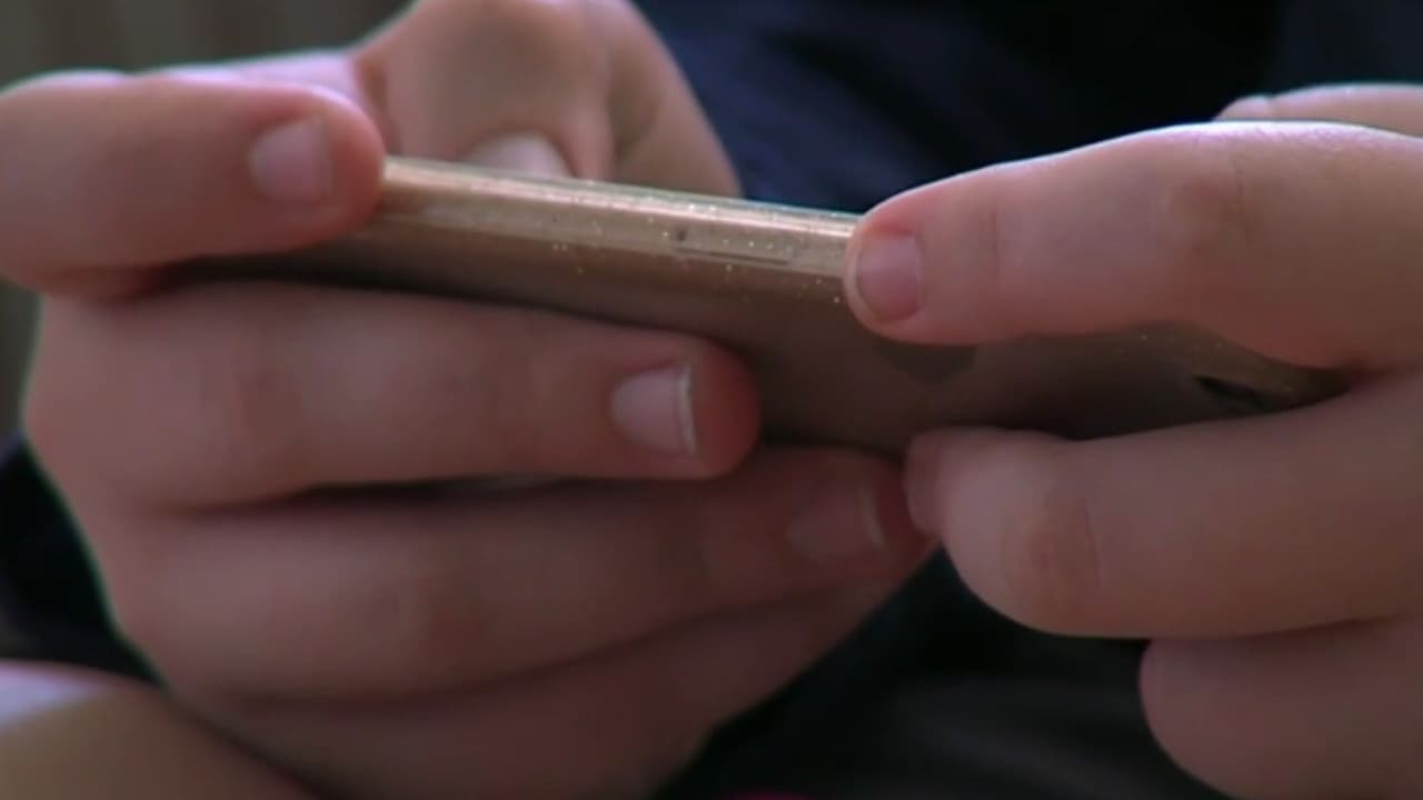Nueva York anuncia prohibición para alumnos del uso de inteligencia artificial en escuelas públicas