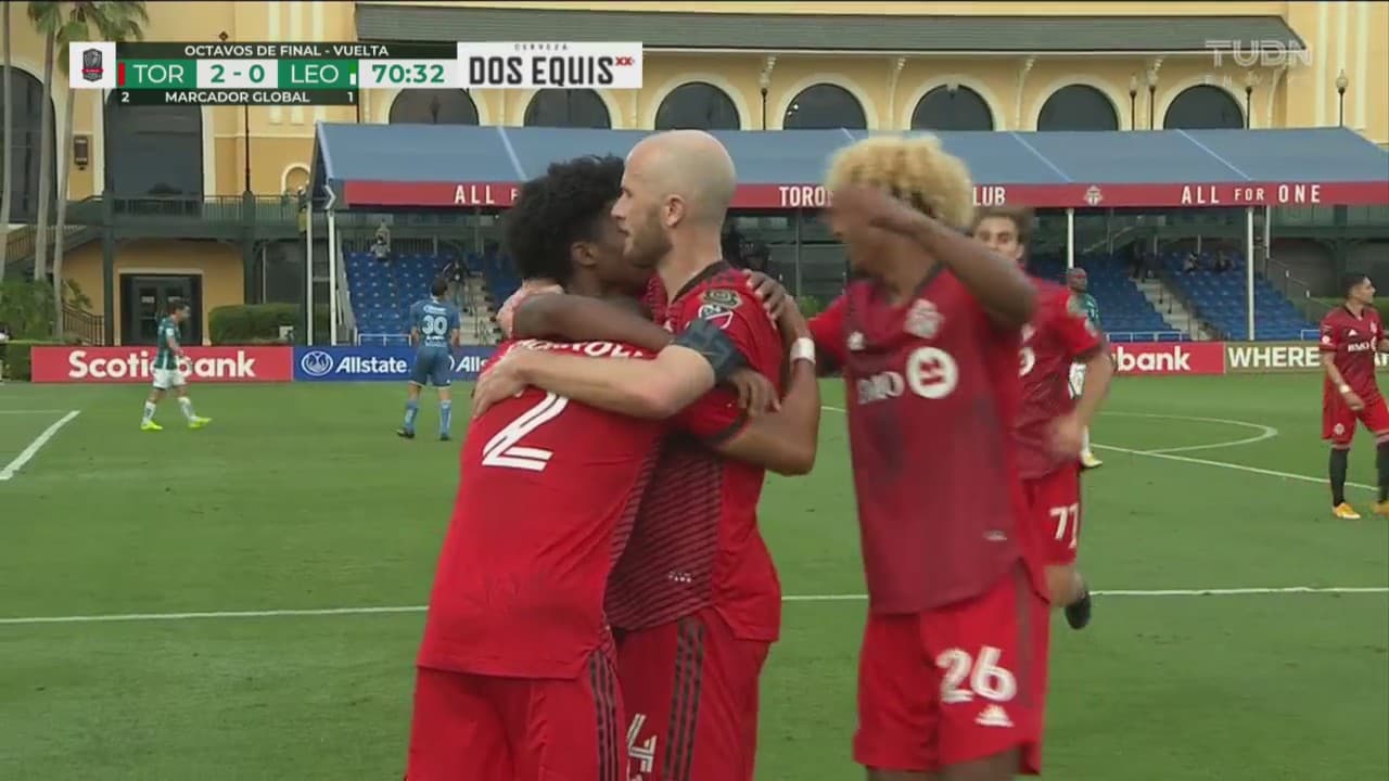 ¿Cómo entró ese gol? Morrow hace el 2-0 tras error de la zaga y Cota