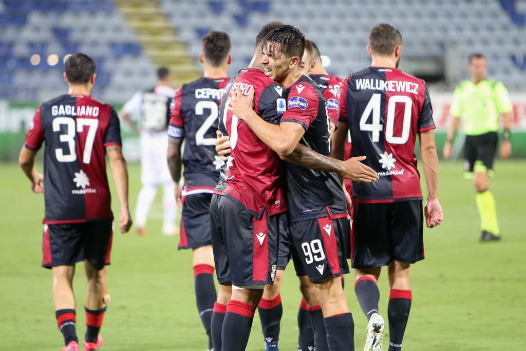 Cagliari visitará al Milan y Juventus recibirá a Roma la última jornada de la competición italiana.