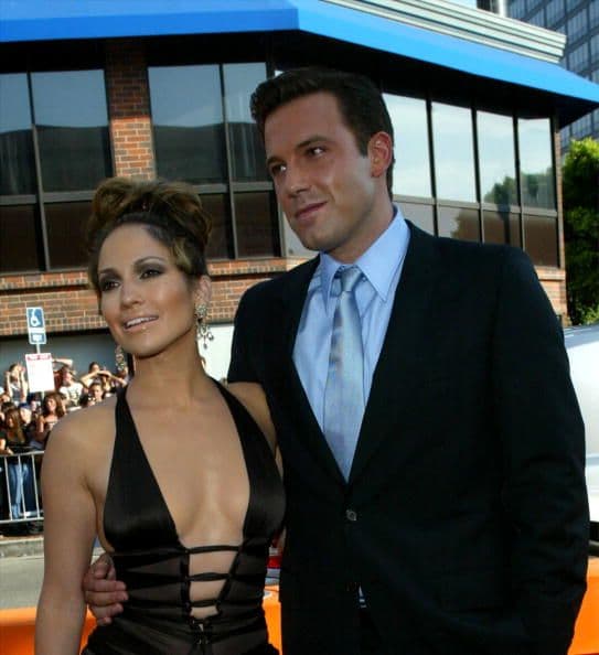 Nuevamente J.Lo forma parte de la lista, ya que se rumoró que ella le fue infiel a su esposo Chris Judd con nada más y nada menos que Ben Affleck.