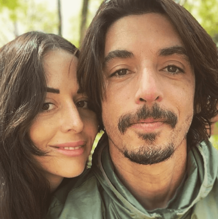 En la parte personal, el histrión contó con humor cómo es compartir el mismo proyecto con su esposa.
<br>