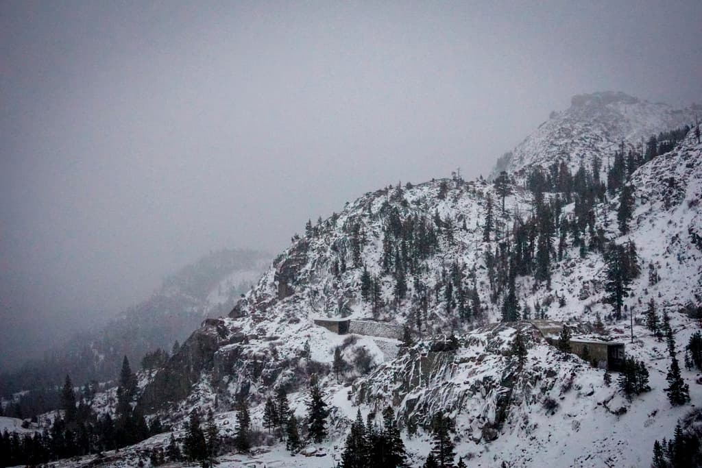 Se pronosticaron hasta 16 pulgadas de lluvia en los condados del norte de California hasta el viernes. El aeropuerto del condado de Sonoma, en la región vinícola al norte de San Francisco, recibió 6.92 pulgadas de lluvia el miércoles.