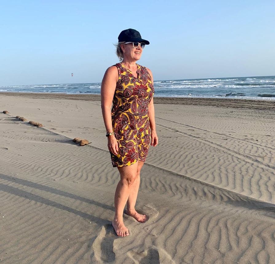 "Andrea es una mujer muy egoísta, está hueca y aunque ama a su familia, en ningún momento se ha puesto a pensar en los demás", dijo la actriz en una entrevista para el portal del canal
<b><a href="https://www.lasestrellas.tv/telenovelas/te-doy-la-vida/erika-buenfil-andrea-personaje-egoista" target="_blank"> Las Estrellas</a></b> en abril pasado. 
<br>