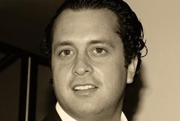 Ernesto Zedillo Jr., hijo del ex presidente de México, Ernesto Zedillo, es el padre de su hijo Nicolás.