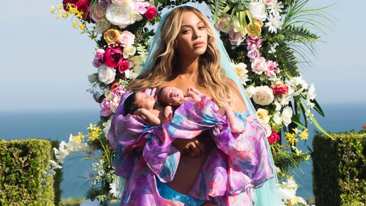 Beyoncé presentó a sus mellizos con una original fotografía en redes sociales