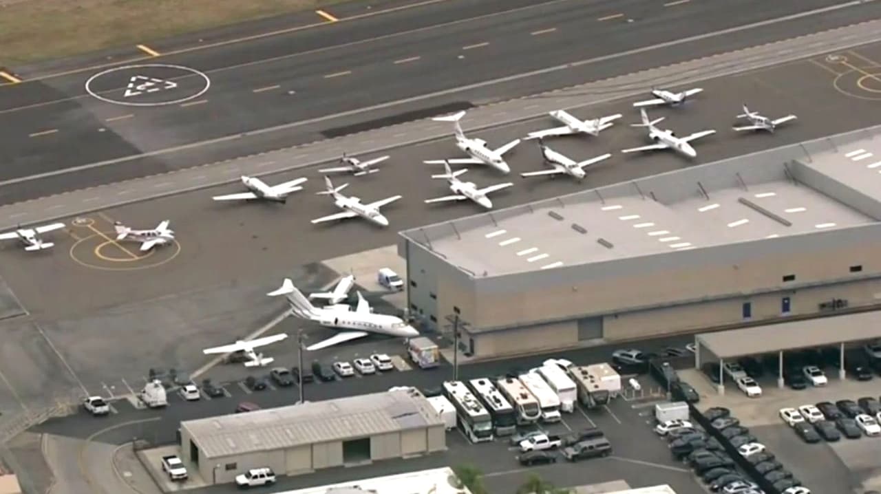 Preocupan dos incidentes aéreos en California: Investigan riesgo de choque con helicóptero militar y aterrizaje abortado