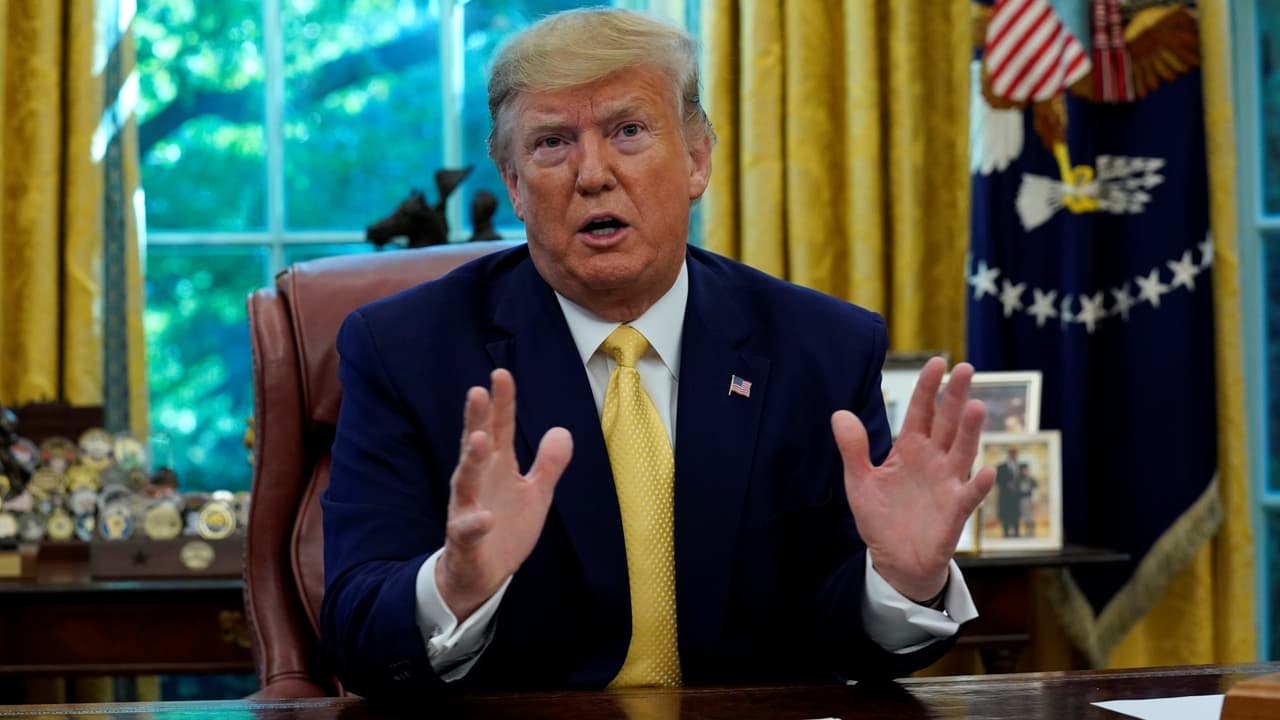 Corte Suprema bloquea temporalmente la orden de un tribunal que pedía a Trump entregar al Congreso sus registros financieros 