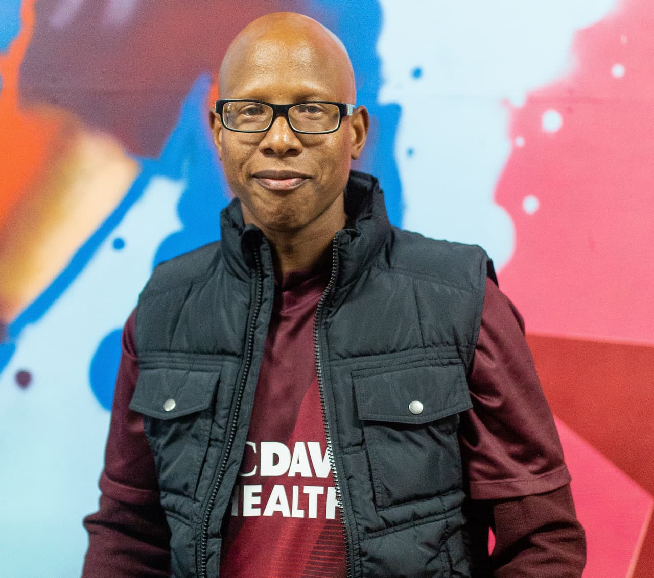 <b><i>Edwin McMillan: “Sacramento Republic FC me abrazó y me ayudó a retornar a la sociedad con brazos abiertos”</i></b>
<br>SRFC realiza visitas periódicas a la Prisión Estatal de Folsom para jugar partidos de fútbol improvisados con los presos, como parte de un programa de enlace con la comunidad. Edwin fue uno de los reclusos que participaron de ese programa.