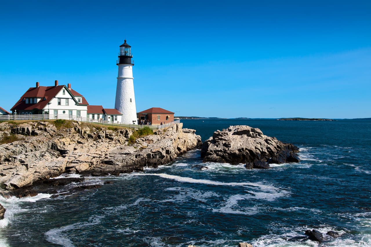 <h2 class="cms-H2-H2">31. Portland, Maine</h2>
<br>
<br>💵
<b>Salario mínimo por hora a partir del 1 de enero de 2023: </b>$14.00
<br>
<br>
<br>
<br>