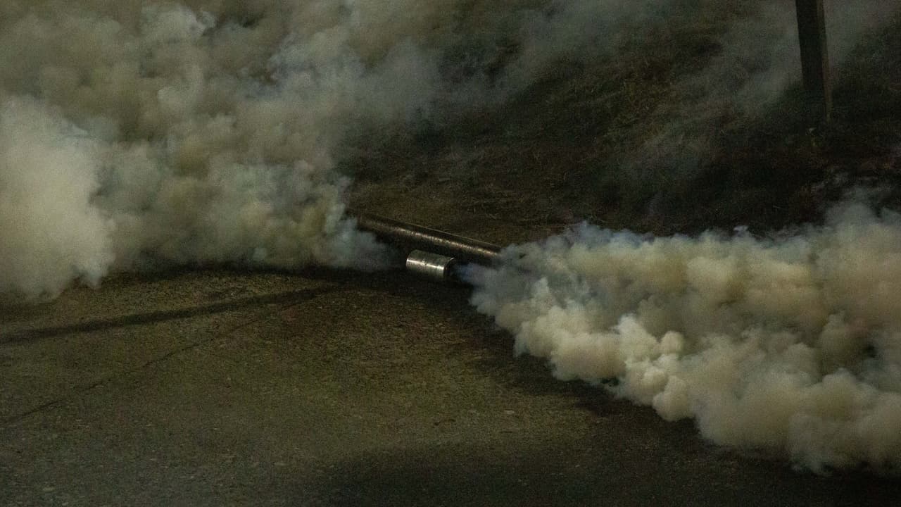 Policía de Salt Lake City prohibe uso de maniobras de estrangulamiento y gases lacrimógenos