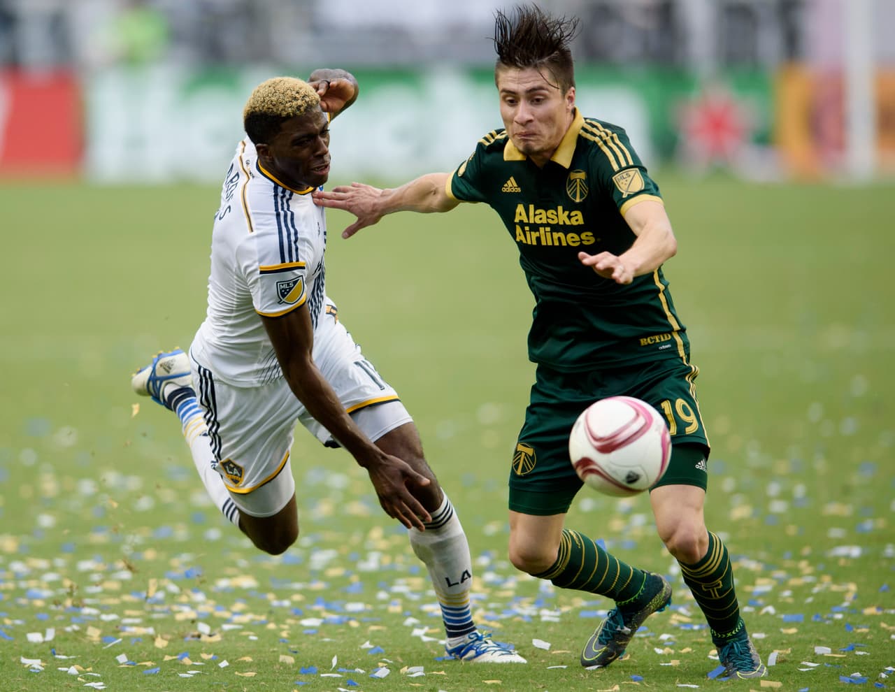 JORGE VILLAFAÑA (MED) | El mexicoamericano brilló en la victoria sorpresiva de Portland Timbers por 5-2 como visitante en frente del LA Galaxy.