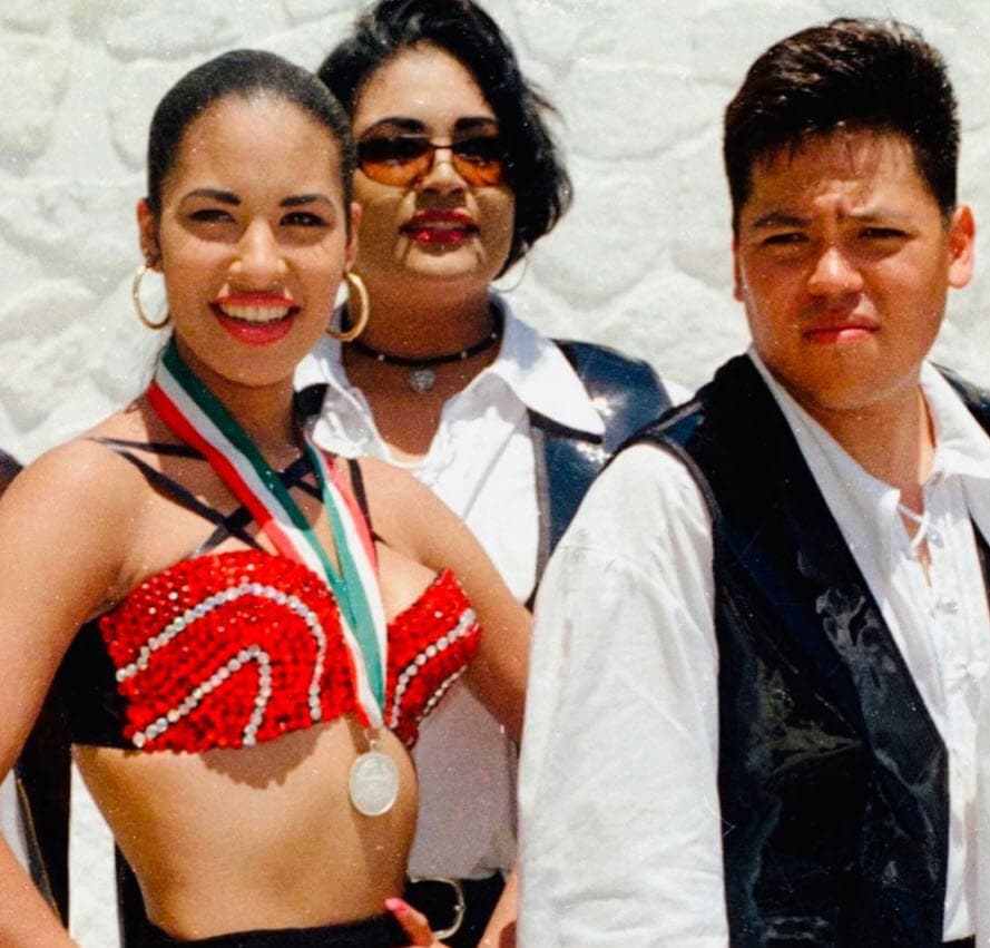 Hasta ahora, la Academia no ha confirmado si toda la gala o partes de ella se realizarán de manera virtual, pero la familia de Selena está lista sea cual sea la decisión que se tome.
<br>