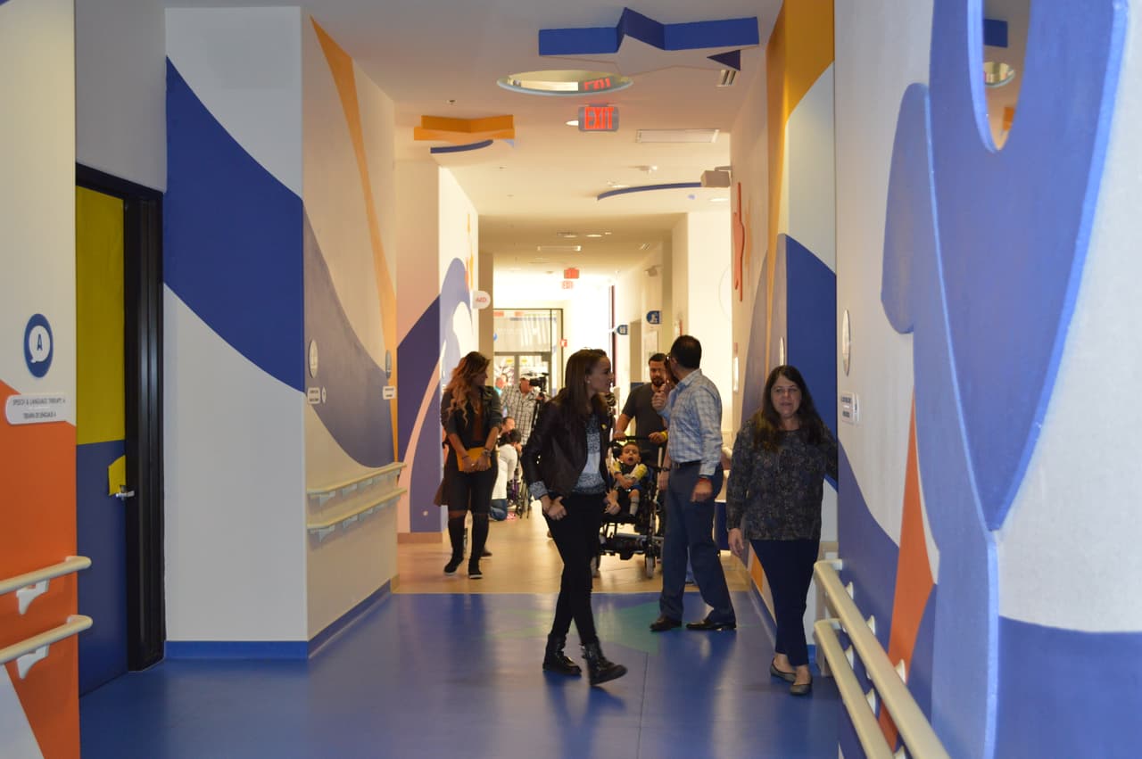 La cantante hizo un recorrido por todas las instalaciones del CRIT