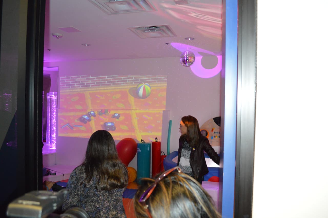 La cantante hizo un recorrido por todas las instalaciones del CRIT