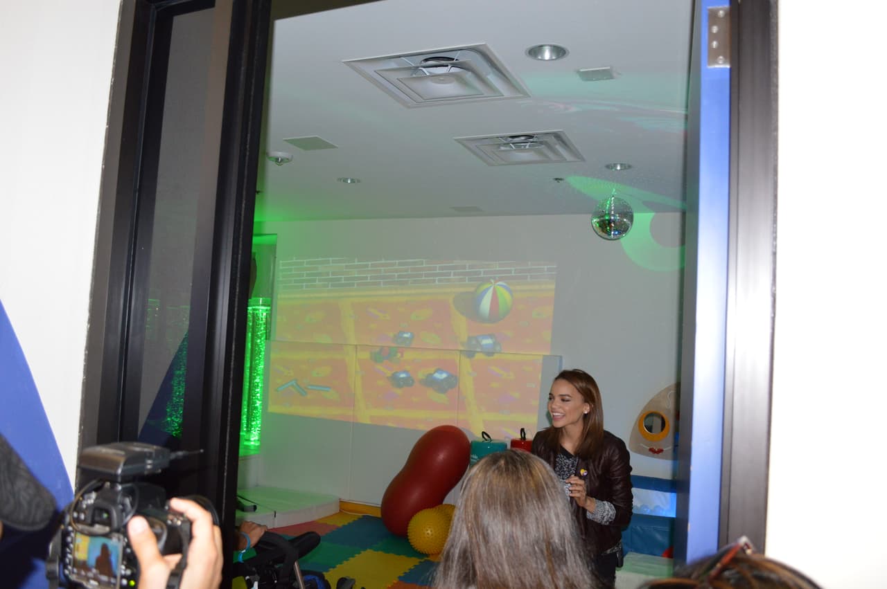 La cantante hizo un recorrido por todas las instalaciones del CRIT