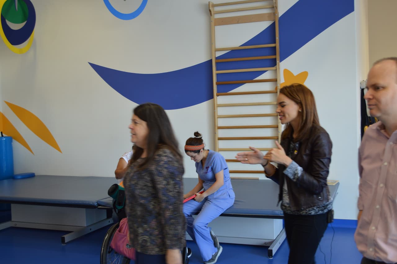 La cantante hizo un recorrido por todas las instalaciones del CRIT