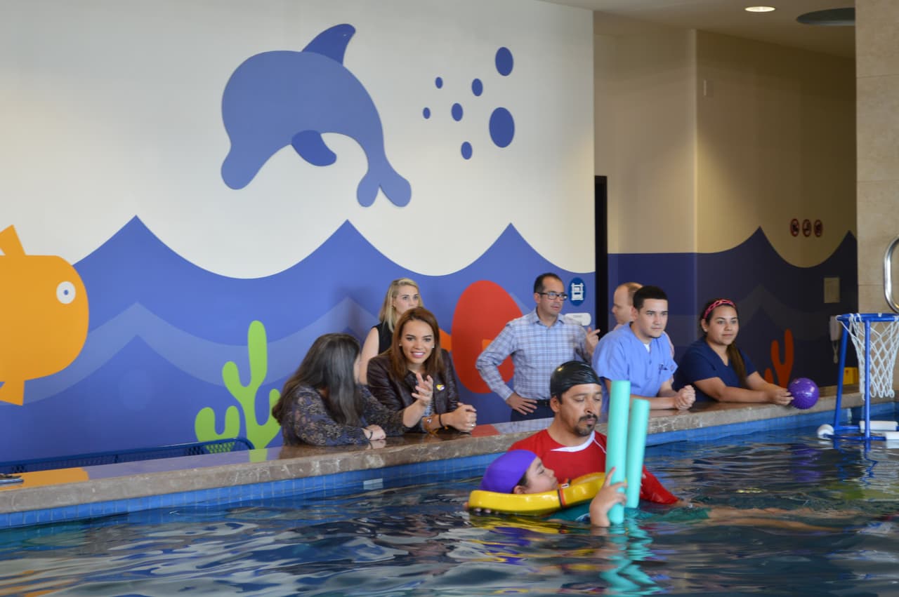 La cantante hizo un recorrido por todas las instalaciones del CRIT