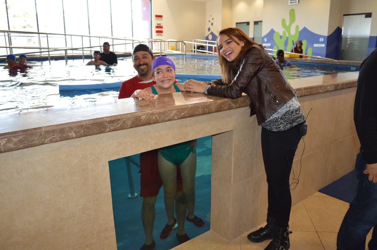 La cantante hizo un recorrido por todas las instalaciones del CRIT