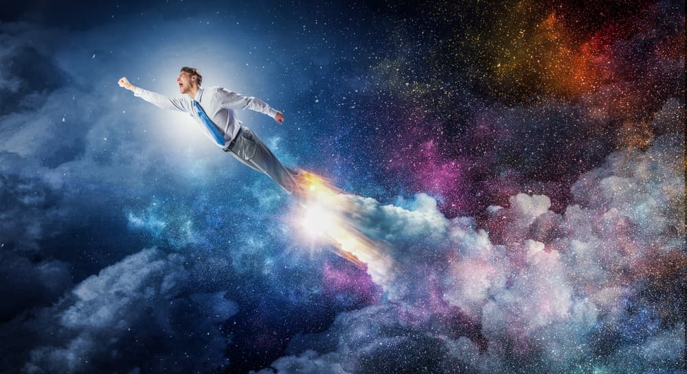 Con Marte en Capricornio, la ambición impera, es el ciclo en el que hay que definir muy bien la diferencia entre aspiraciones legítimas, o sea, las motivaciones que tenemos para superarnos, y las ambiciones que impulsan llegar a la meta sin importar ni considerar nada más, ni los sentimientos ajenos, ni los principios morales o humanos, sino simplemente llegar como sea siguiendo el cínico principio maquiavélico de “el fin justifica los medios” una premisa inmoral.