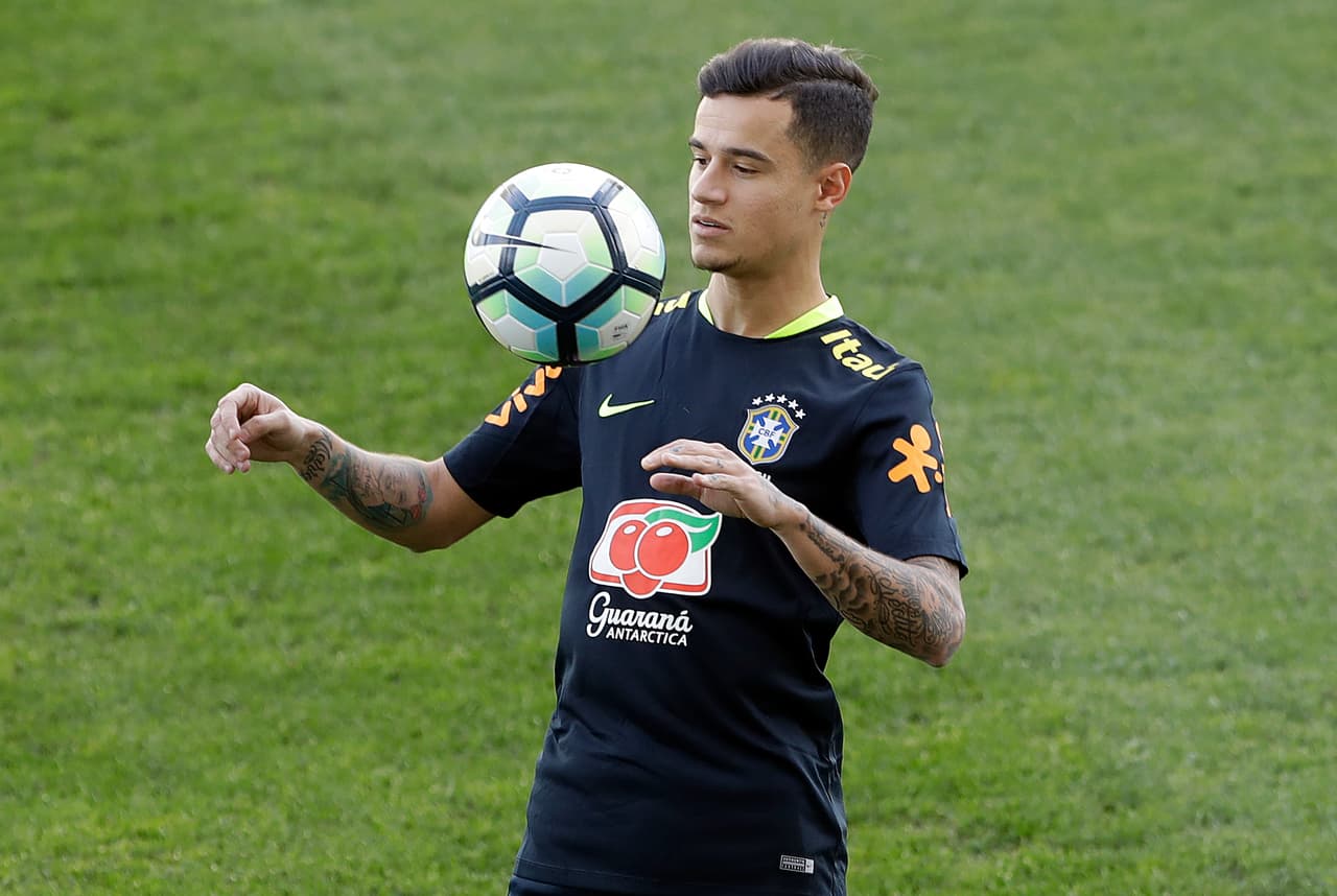 El atacante brasileño vive un momento estelar con su selección y con su club, además de que a diferencia de Neymar es un jugador con mayor juego colectivo.