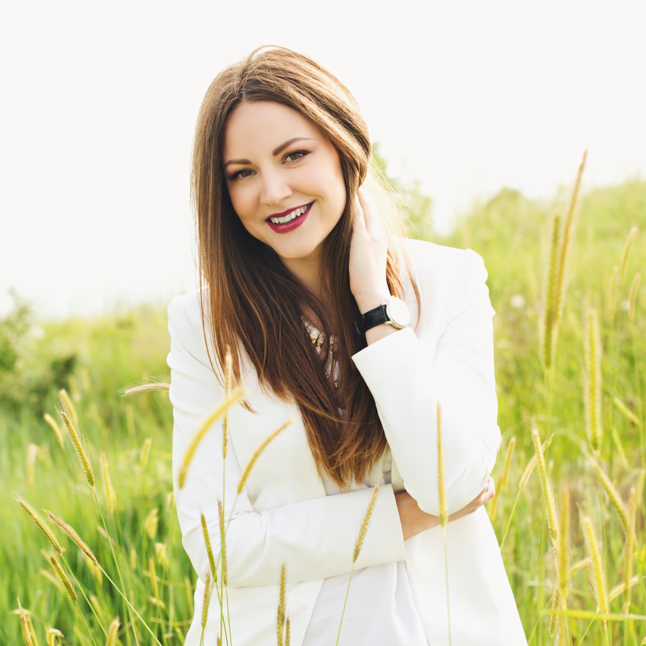 <h3 class="cms-H3-H3"><b>Piscis</b></h3>
<br>Empático, capaz de ponerse siempre en el lugar de los demás, dispuesto al sacrificio y a servir y ayudar a todos, el signo de los médicos, maestros, poetas, místicos, músicos, actores el símbolo de los dioses con una vida interior muy intensa, profunda, y un mundo que cuesta trabajo entender tenemos aquí todo un verdadero tesoro zodiacal.